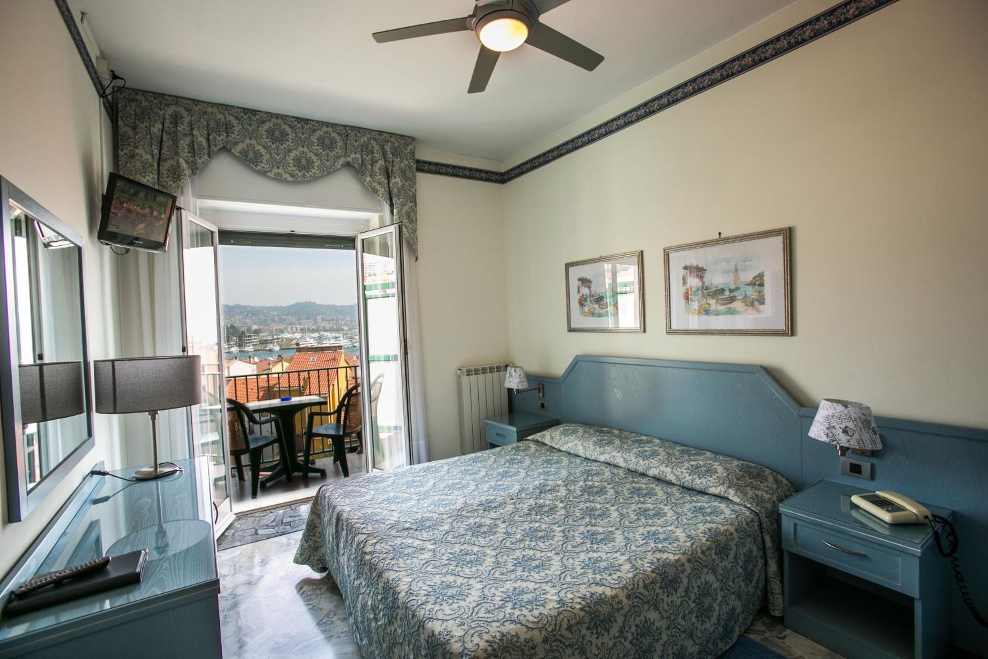 Hotel Ariston 3*